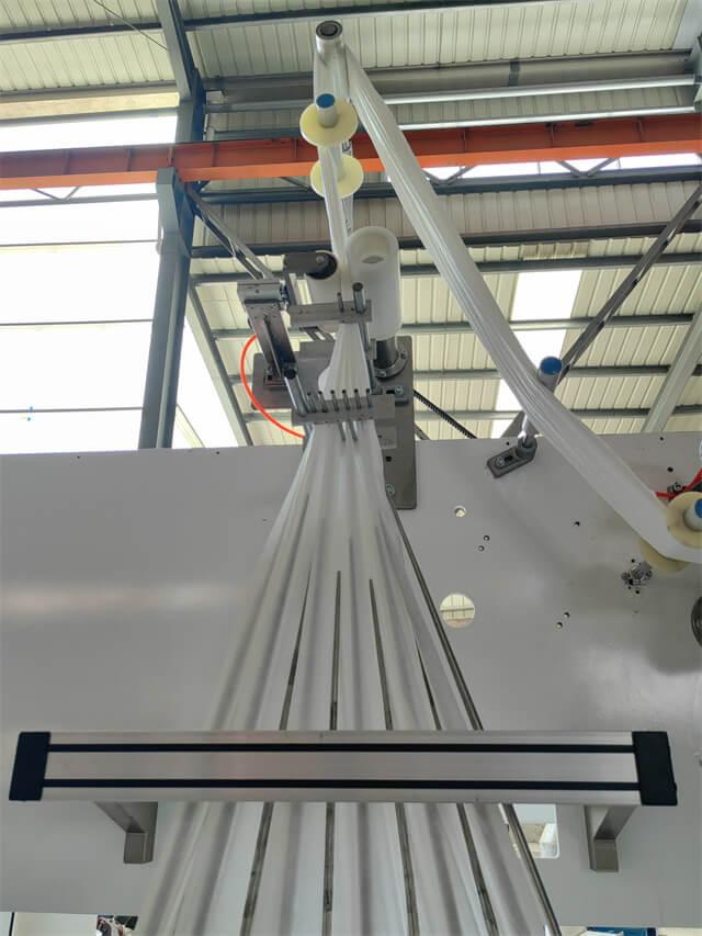 Folding And Cutting Mechanisms