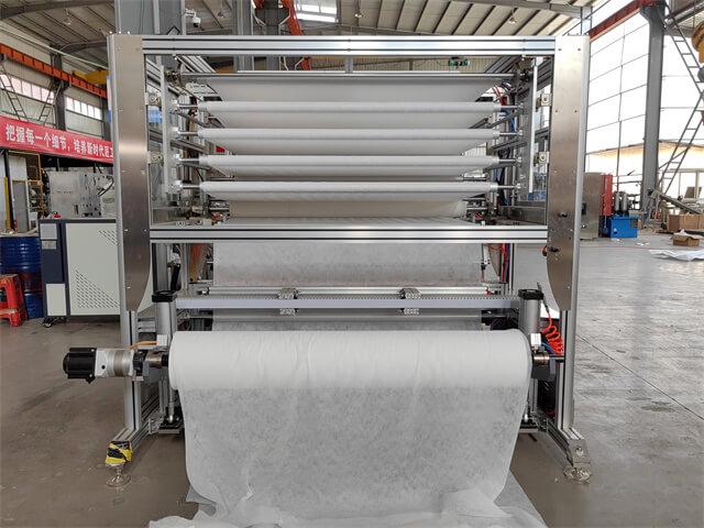 Non Woven Fabric Cutting Machine